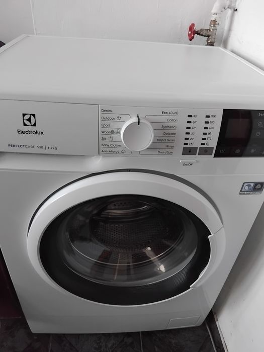 Пералня Electrolux, 7 kg, 1200 об./мин., на 5 години