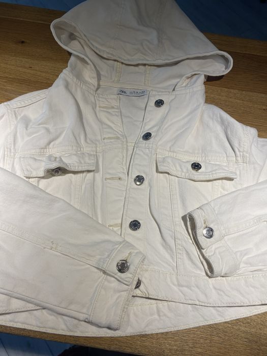 Gecuta blugi alba Zara