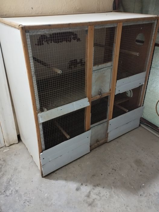 Клетка для кареллы