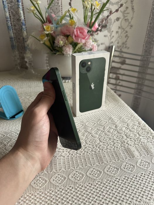 Iphone 13 в отличном состоянии айфон 13