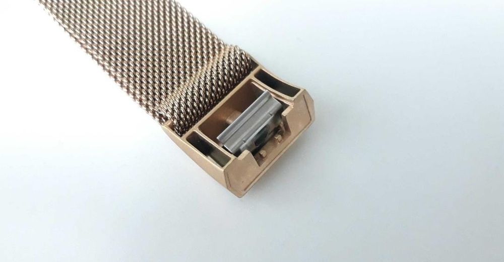 Curea magnetica ceas FitBit Charge 2  metalica rose gold