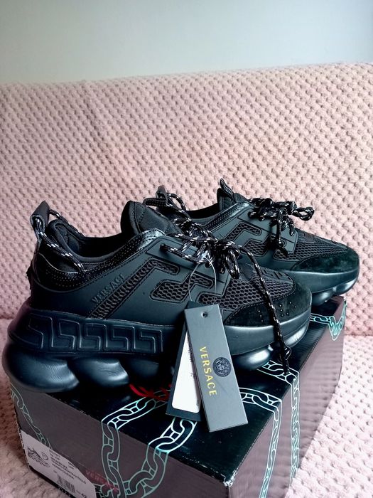 Versace Chain Reaction black