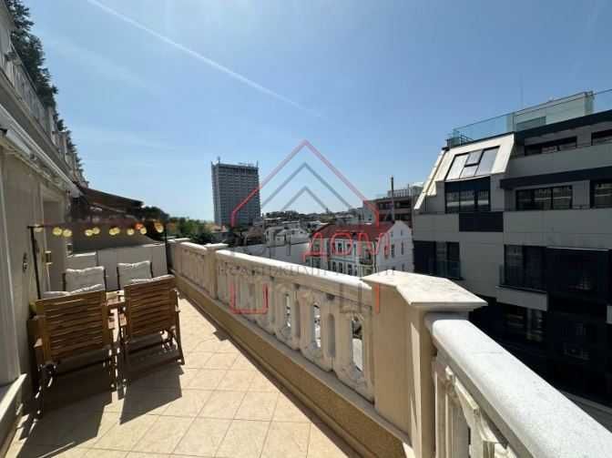 Дава се под наем Двустаен апартамент в Варна, Център - 110 кв.м за 850 € - Снимка #13