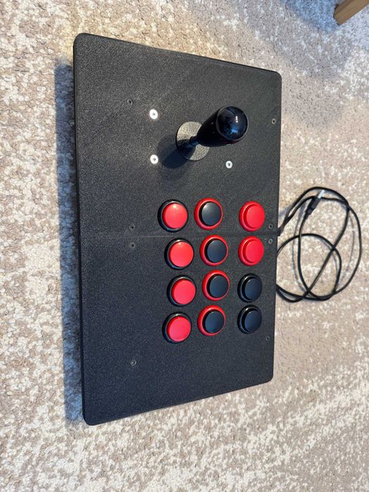 Vand joystick tip arcade USB + controller board, 12 butoane si carcasa - solutie home made cu fir
