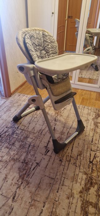 Стульчик для кормления Joie