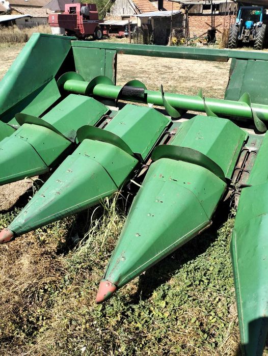 Masa de Porumb John Deere 443