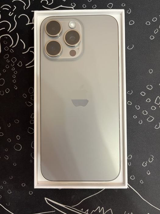 Iphone 15 pro max 256гб
