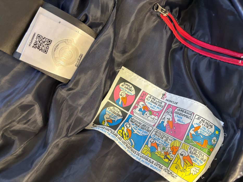 безрукавка moncler