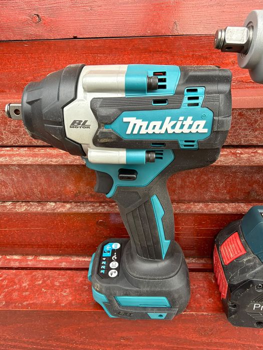 Makita ,Bosch pistol de impact pe acumulator