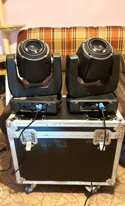 Moving Head Beam 2R doua bucati + case