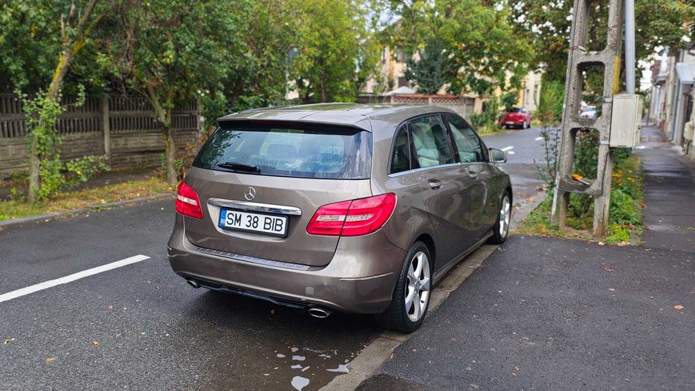 MERCEDES-BENZ B-Class 2012 — imagine 4