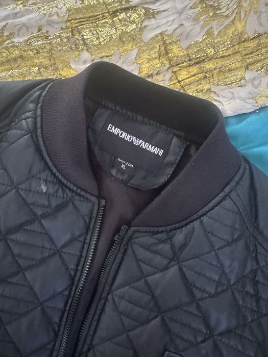 Куртка армани продам