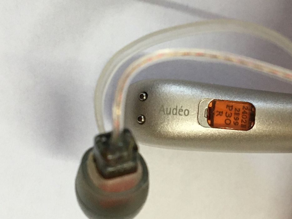 PHONAK  Audeo P30