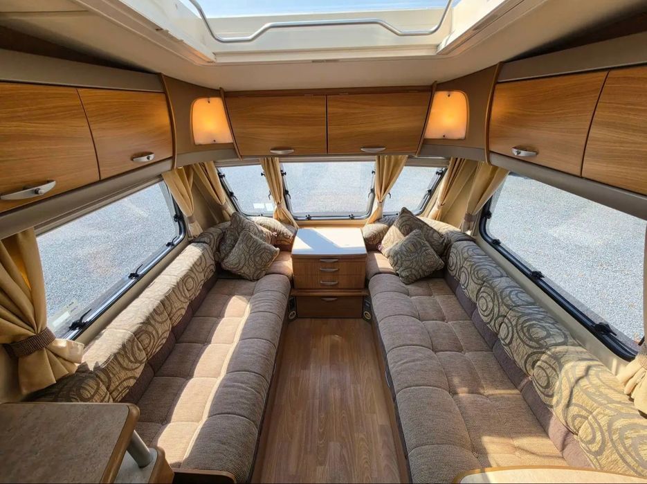 Rulota de închiriat Swift Challenger 530/2012