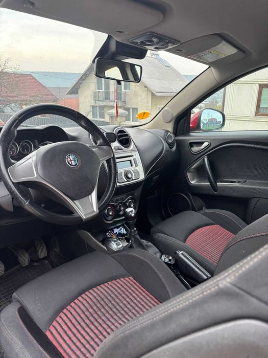 Vând Alfa Romeo Mito