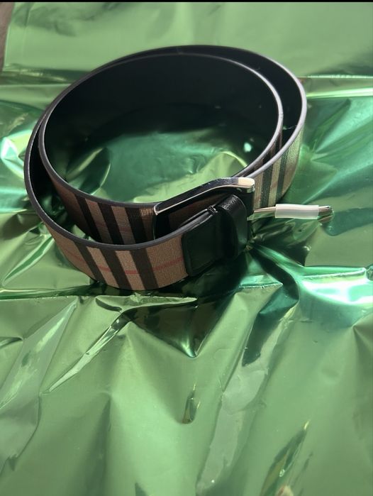 Curea  dama burberry