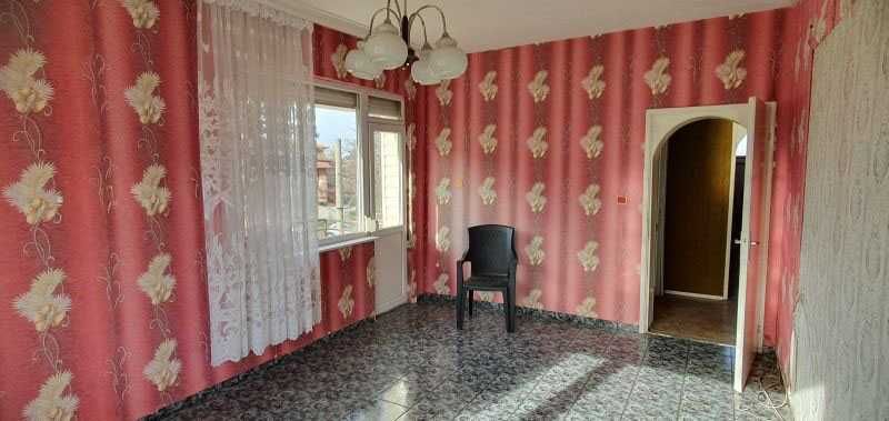 Етаж от къща в ц.Лозен