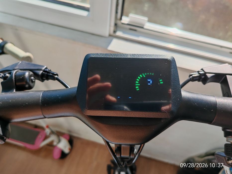 Vand trotineta electrica Kukirin A1