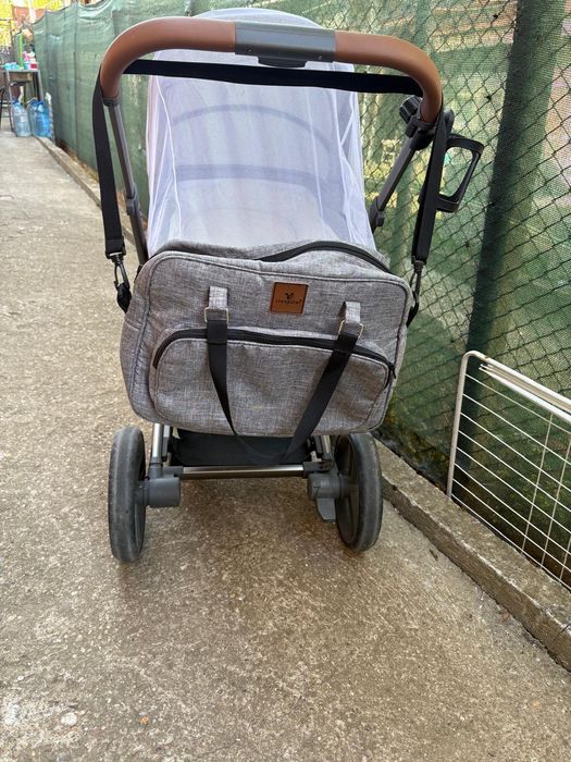 Комбинирана бебешка количка