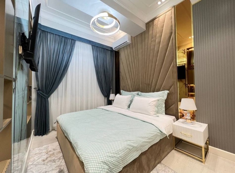 Здается 2х комнотная квартира в центре самарканда