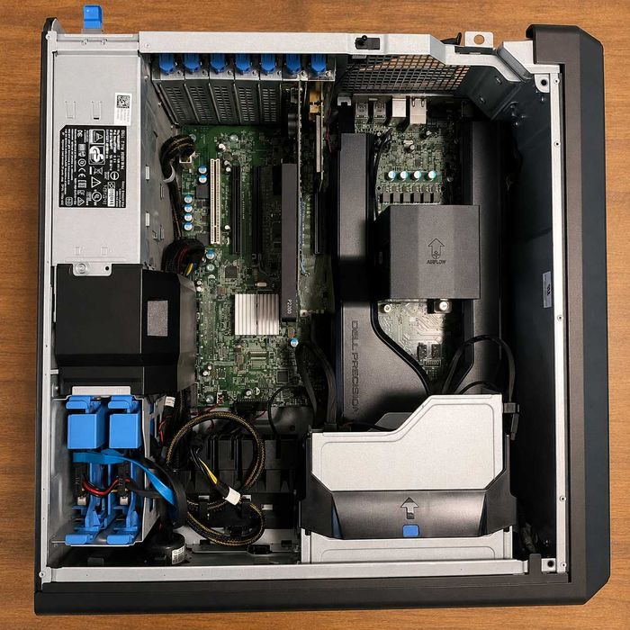 Dell Precision 5810 | Xeon | 64GB RAM | Quadro P2200 | 2×512GB SSD | Wi-Fi