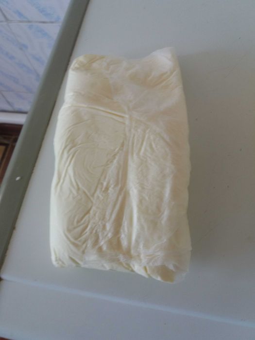 Сүт өнімдері сатылады.