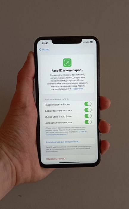 Iphone Xs max qora