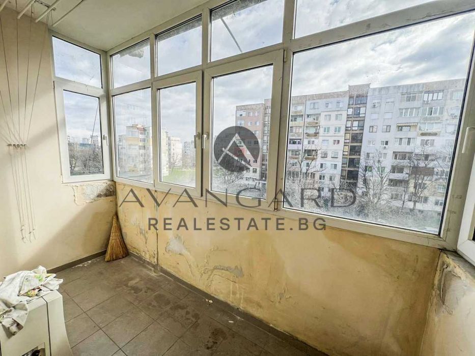 оф.25295 Тристаен реална квадратура/ Тракия