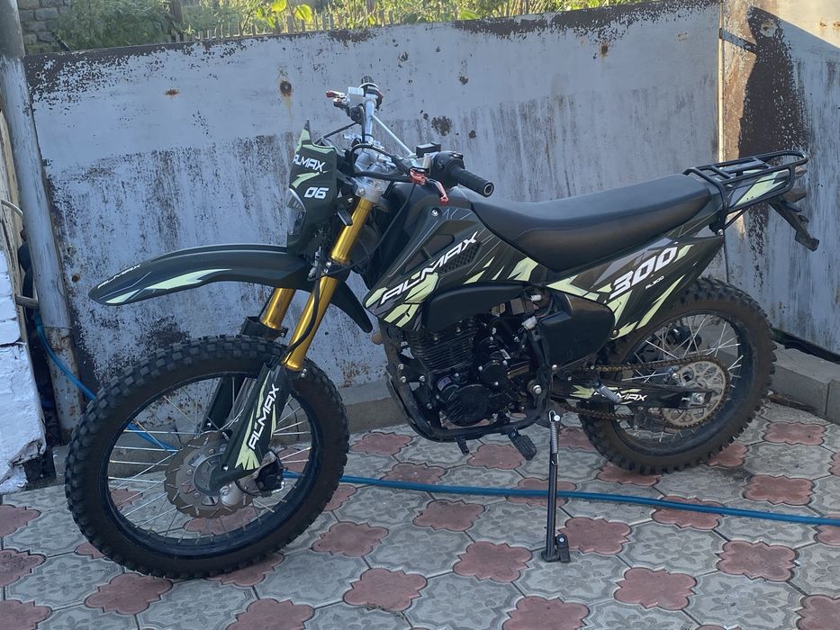 Продам эндуро 300
