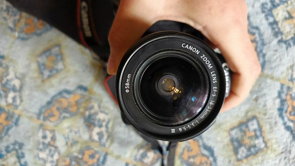 Fotoaparat canon 2000d