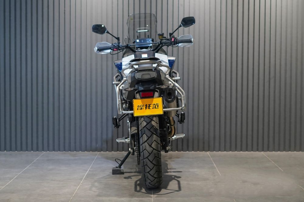 Мотоцикл CFMoto 700MT ABS заказ