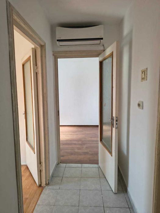 Apartament cu 3 camere de vanzare Mangalia sos. Constantei