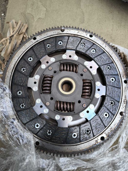 Комплект съединител с маховик 1.6 TDI /VW, VAG/ 04L141031B / 04L105269