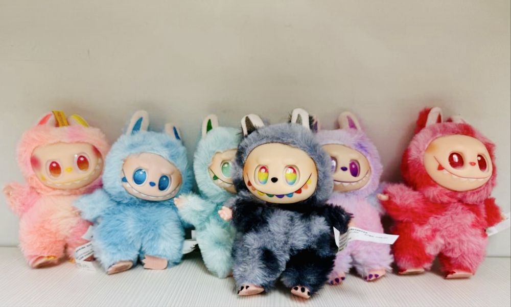 LaBubu surpriza Big into Energy - The Monsters