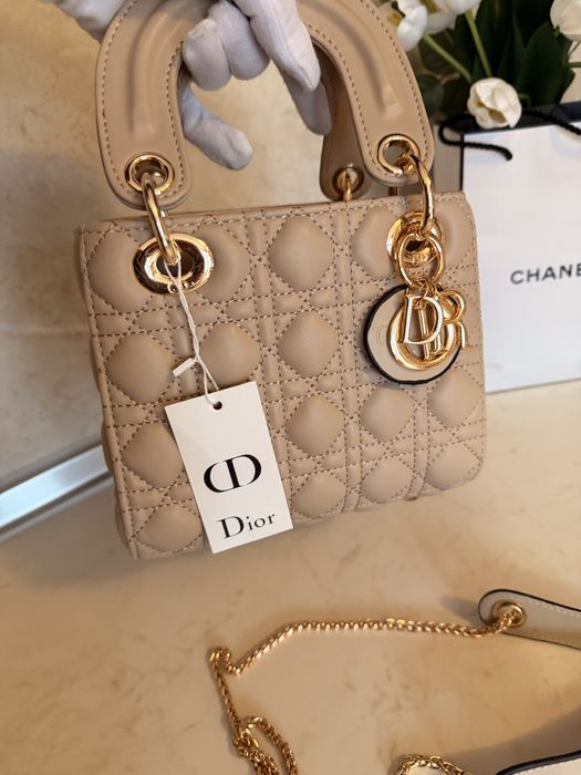Дамска чанта Lady Dior mini бежова