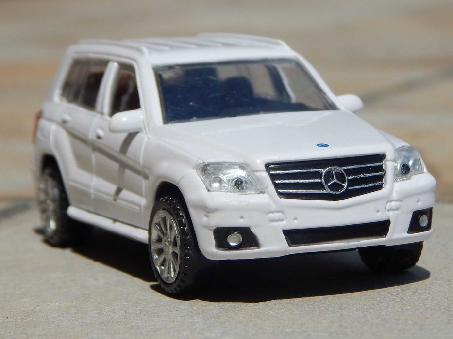 Macheta Mercedes-Benz GLK 350 4Matic 2008 sc 1:43