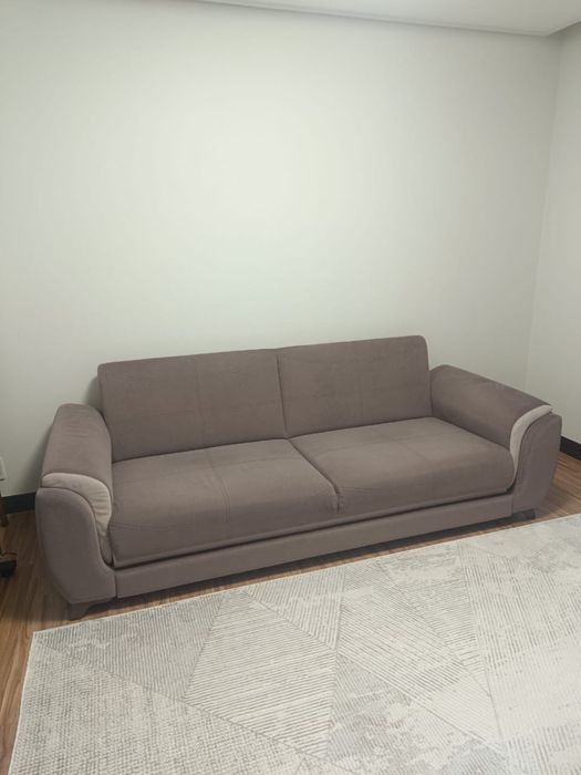 Продам диван в хорошем состоянии