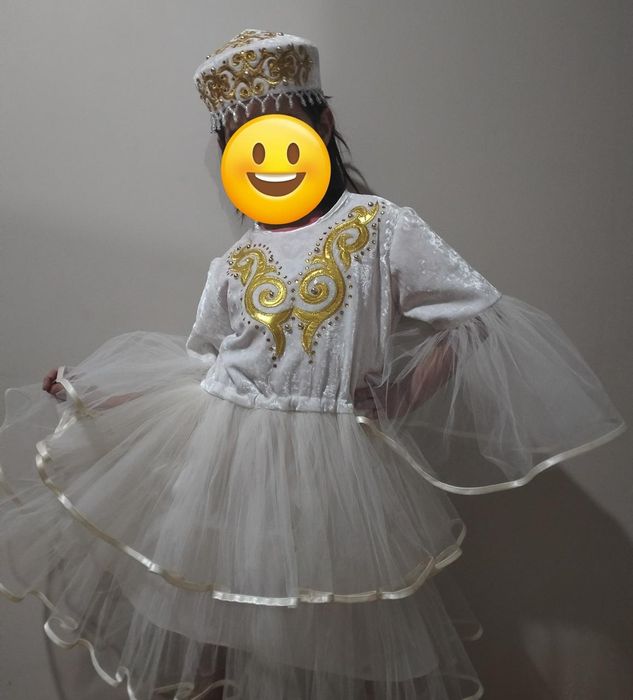 Национальное казахское платье девочке