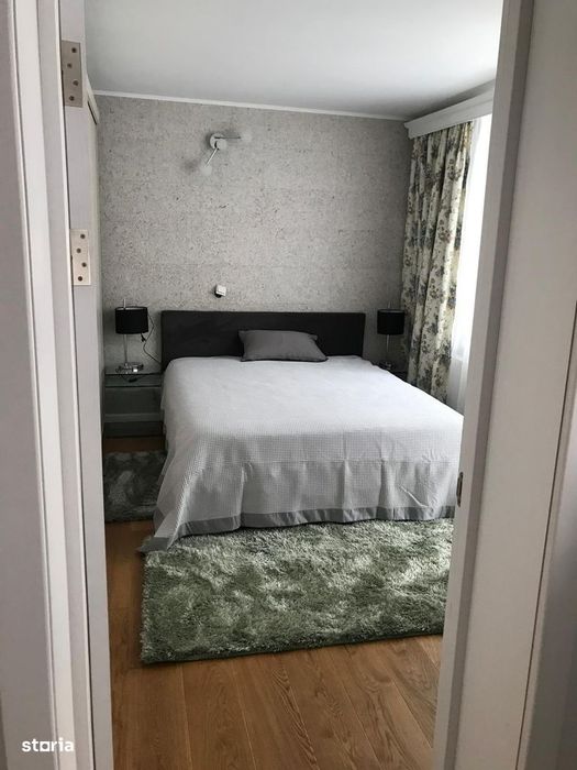 Zamca - apartament cu 3 camere, etaj 1, boxa si garaj