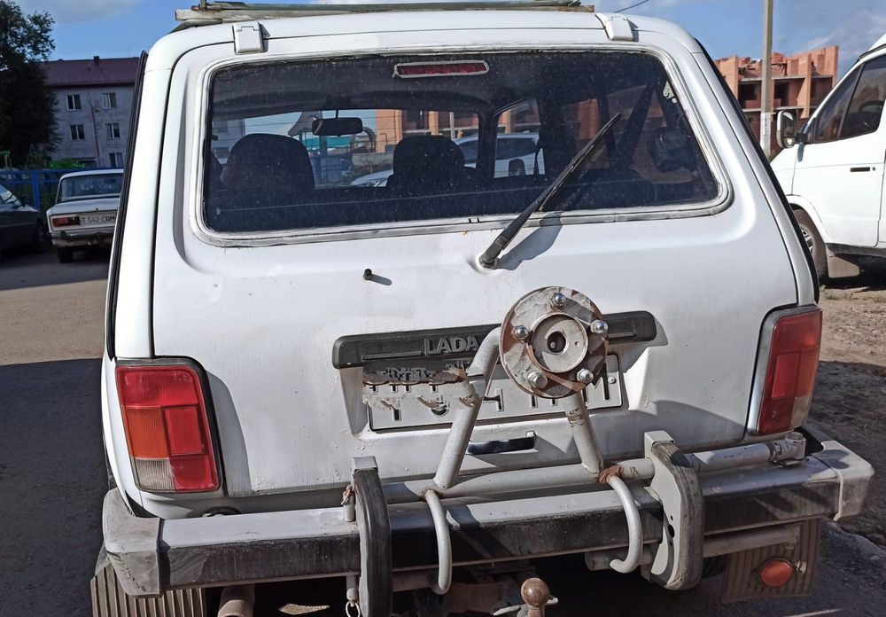 Продам автомобиль НИВА