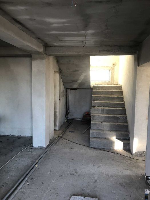 Vand casa Ghercesti, Aeroport Craiova