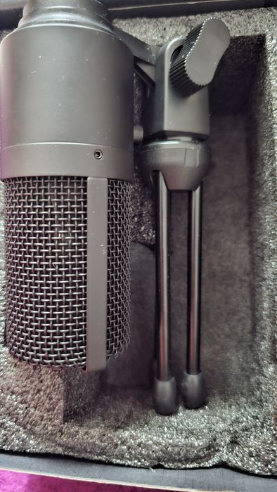 Microfon pt podcast fifine k669b