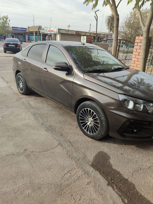 Lada Vesta. 2018