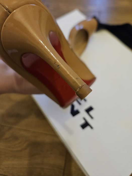 Christian Louboutin токчета