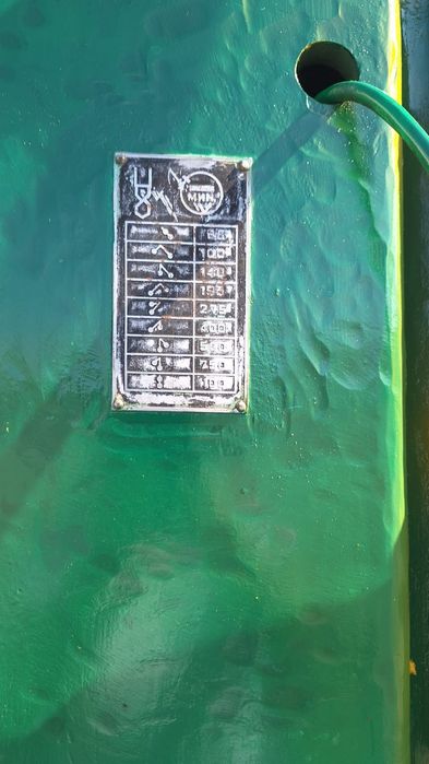 Продам вертикальный сверлильный станок