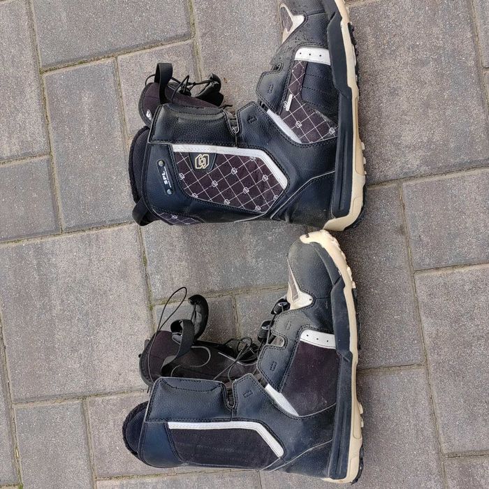 Boots salomon marimea 45