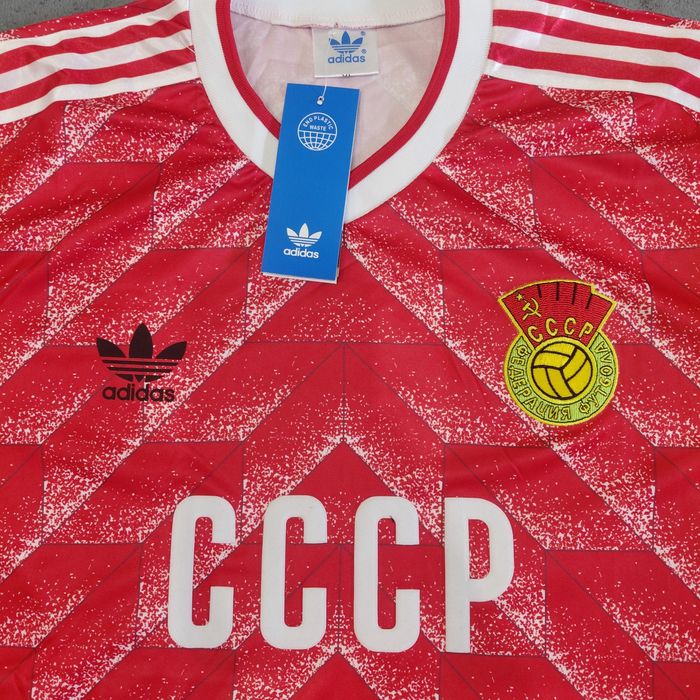 ADIDAS ретро тениска на СССР НОВА