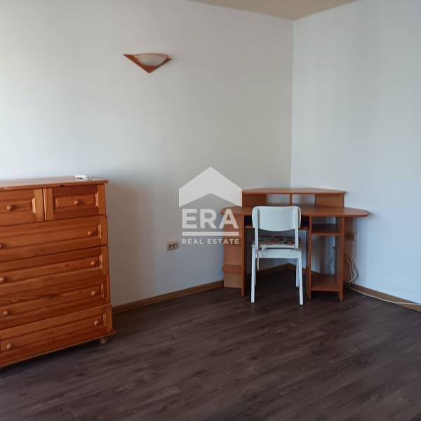 Ексклузивно от ЕРА Лайф! Двустаен мезонет под наем, Център , Варна .