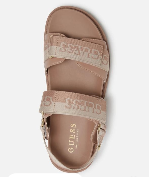 Сандали Guess ,бежови
