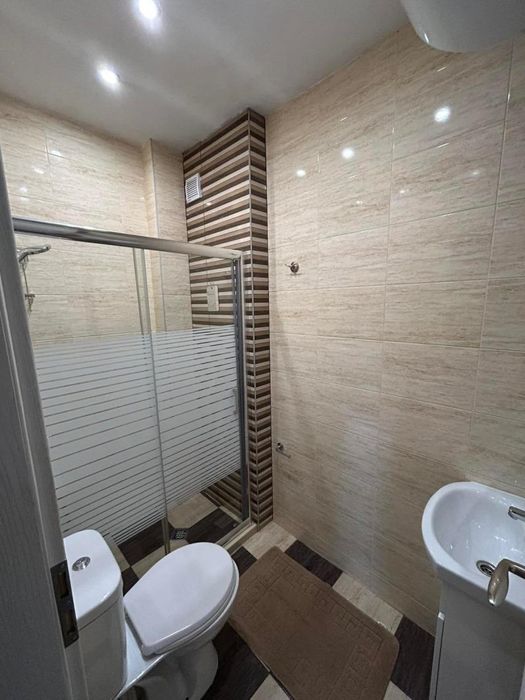 Дава се под наем Двустаен апартамент в София, Медицинска академия - 70 кв.м за 800 € - Снимка #2